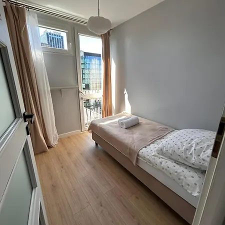 Center 3br Grzybowska By Jet *