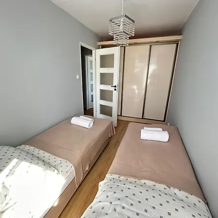 Center 3br Grzybowska By Jet Apartament